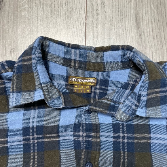 Blue checked shirt - Picture 4 of 4